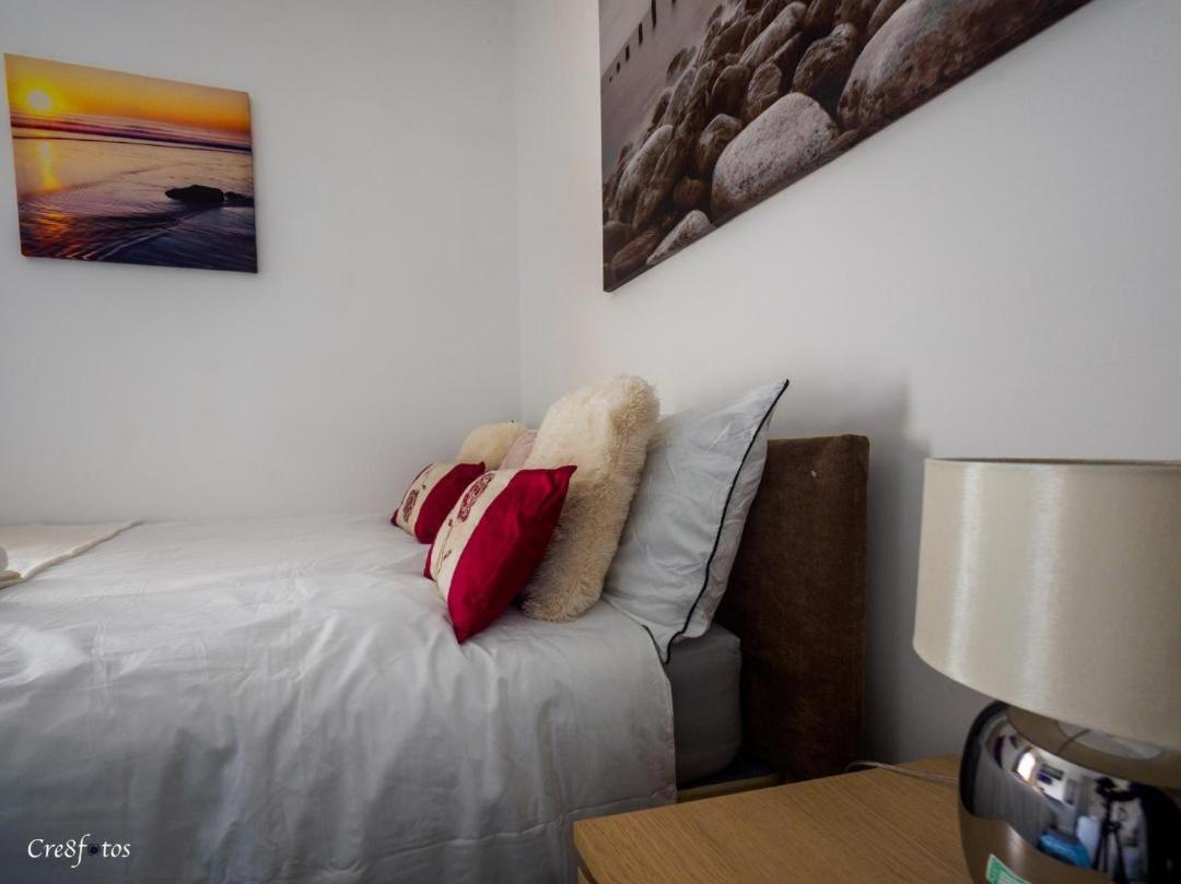 12 Cornwallis Lodge Family Room 2 Stoke-on-Trent Esterno foto