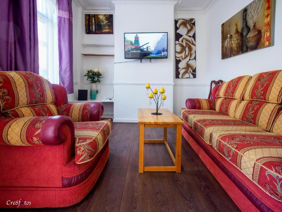 12 Cornwallis Lodge Family Room 2 Stoke-on-Trent Esterno foto